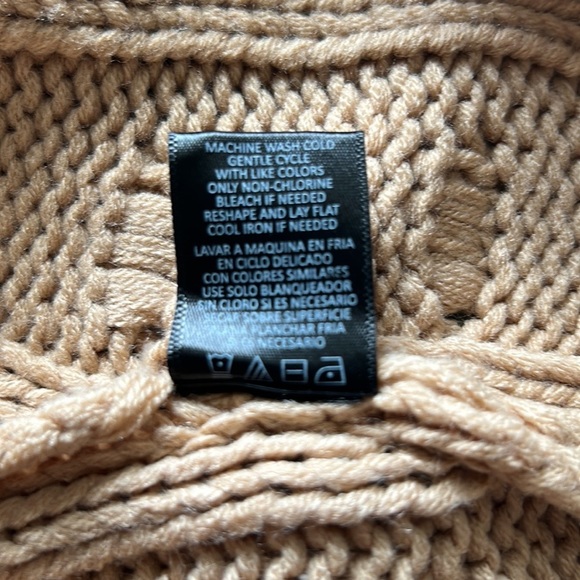 AFRM Bostom Oversized Long Cable Knit Sweater in Sand M/L - Picture 10 of 10